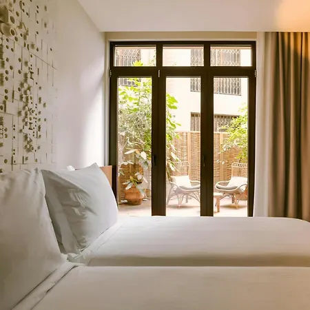 Casa Luz Hotel Placa Universitat, Sonder By Marriott Bonvoy Barcelona Exterior photo