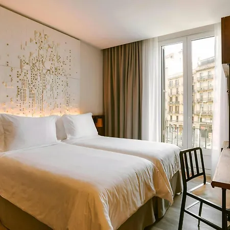 Casa Luz Hotel Placa Universitat, Sonder By Marriott Bonvoy Barcelona Exterior photo