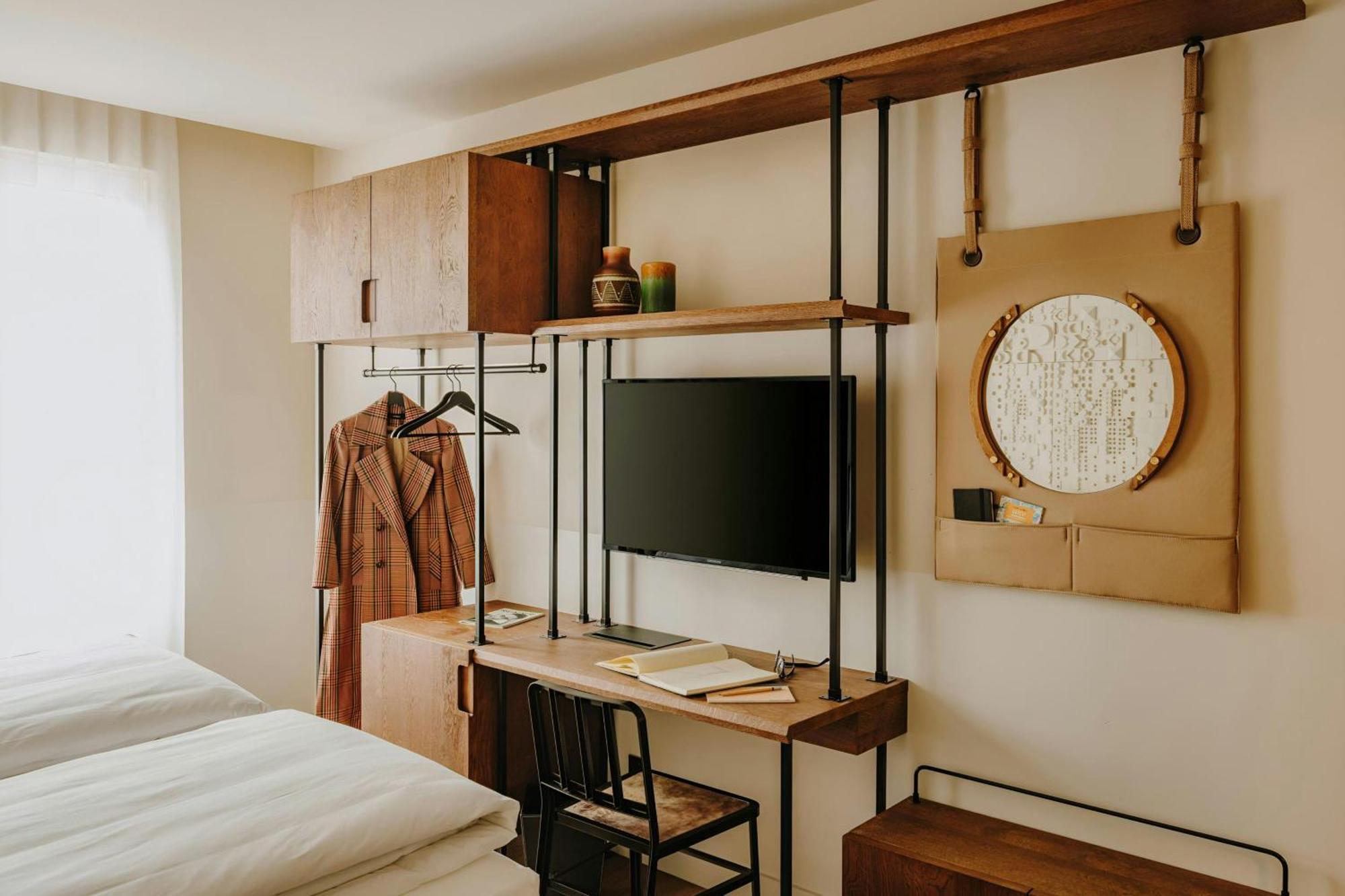 Casa Luz Placa Universitat, Sonder By Marriott Bonvoy Hotel 4*