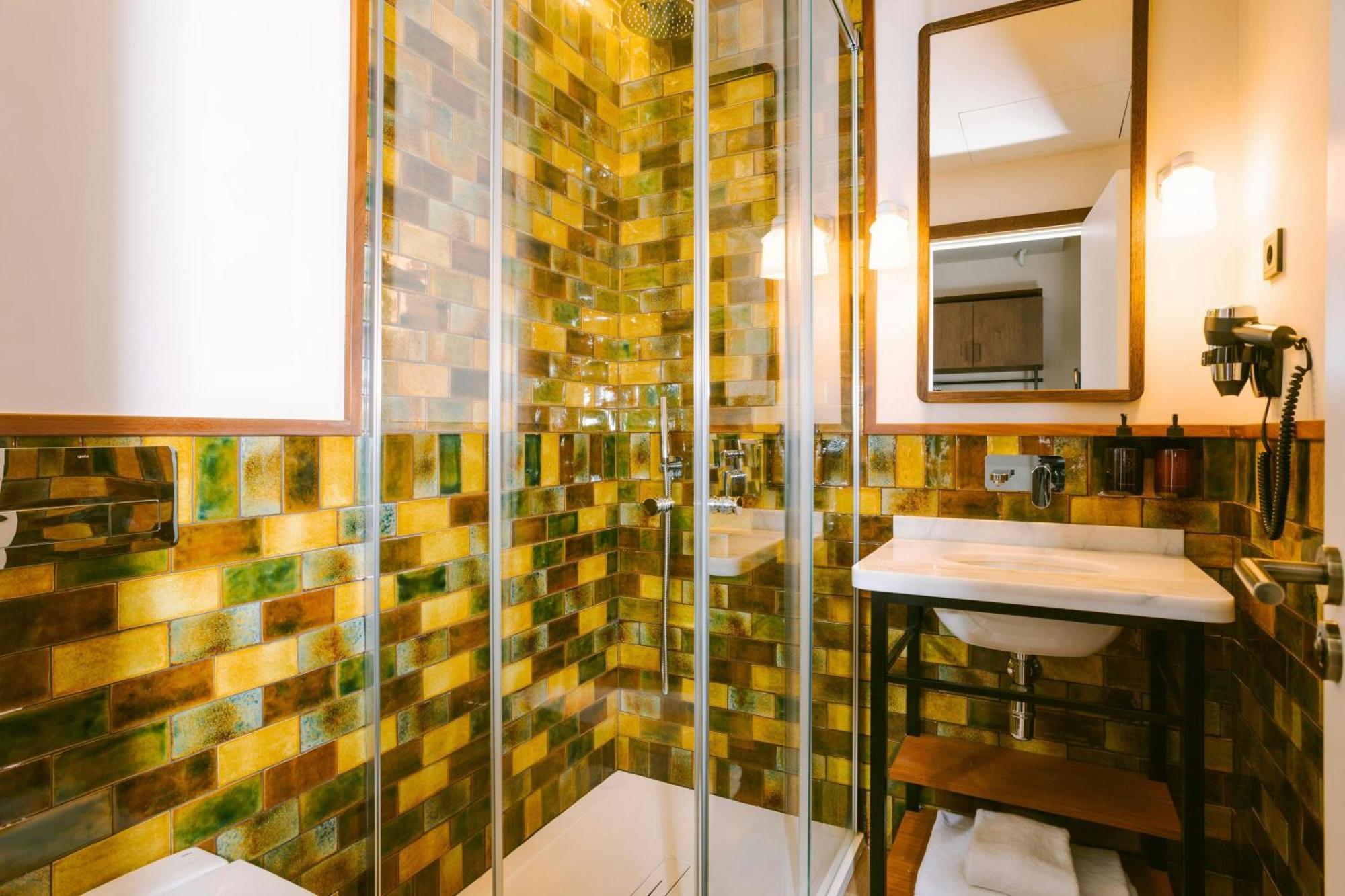 Casa Luz Placa Universitat, Sonder By Marriott Bonvoy Barcelona